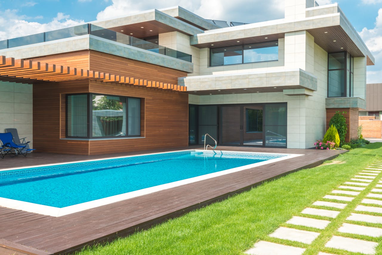 Waarom een plunge pool een slimme keuze is voor uw tuin